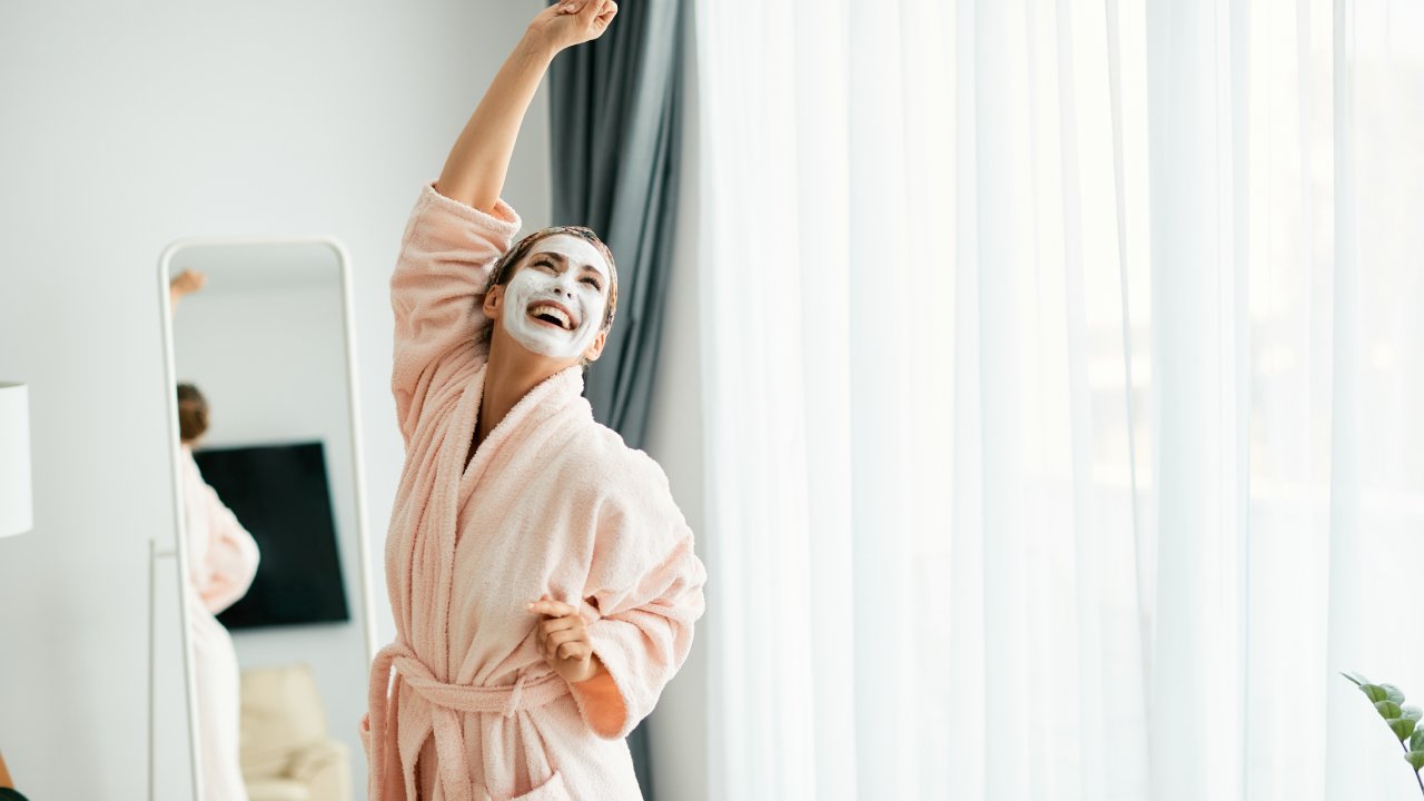 Lifestyle Habits That Protect Cosmetic Surgery Results